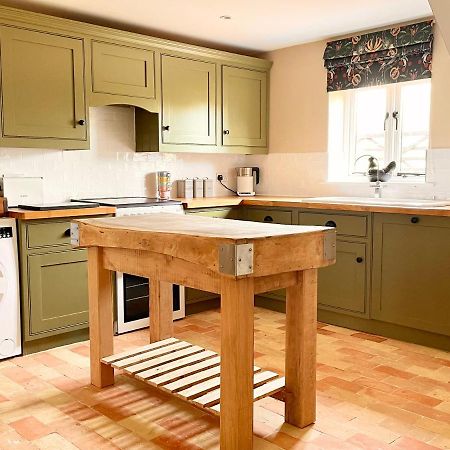 Вилла The Hayloft Gestingthorpe Экстерьер фото